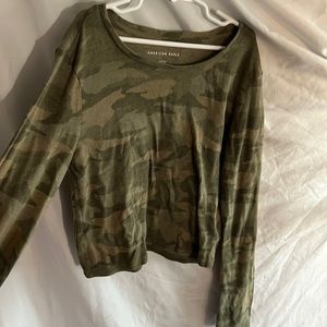 American eagle long sleeve crop top